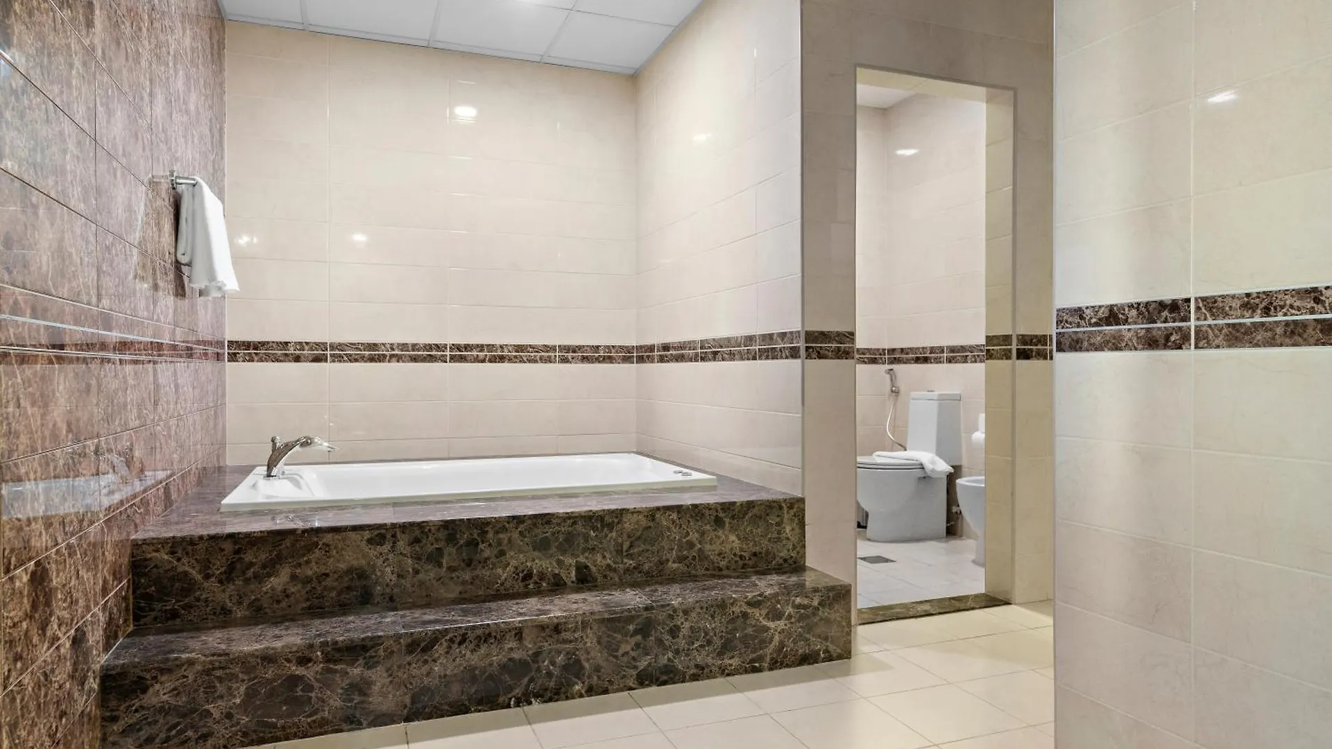 4Br Plus Maid Penthouse With Private Pool And Jacuzzi Dubai
