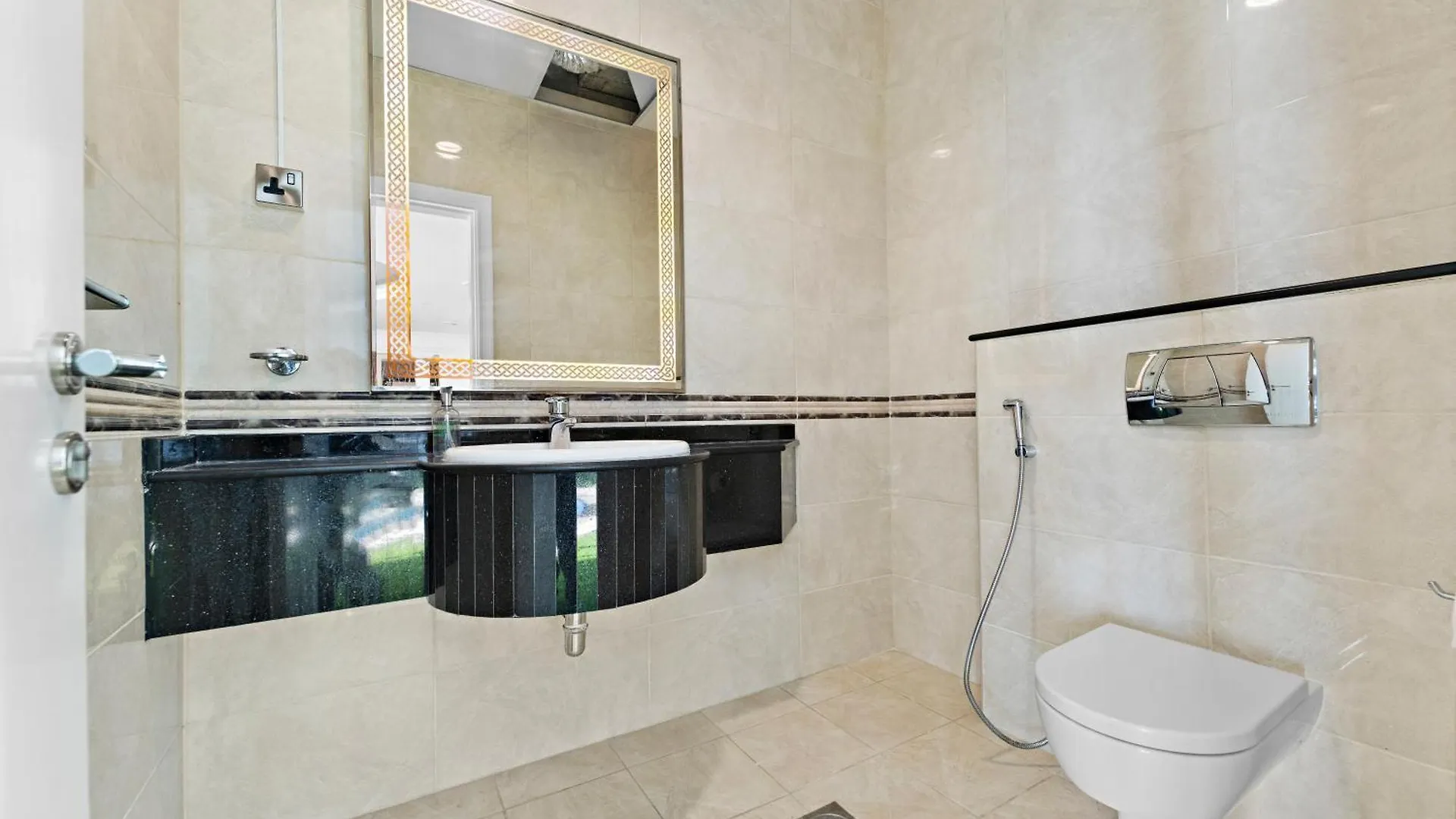 公寓 4Br Plus Maid Penthouse With Private Pool And Jacuzzi 迪拜 阿拉伯联合酋长国