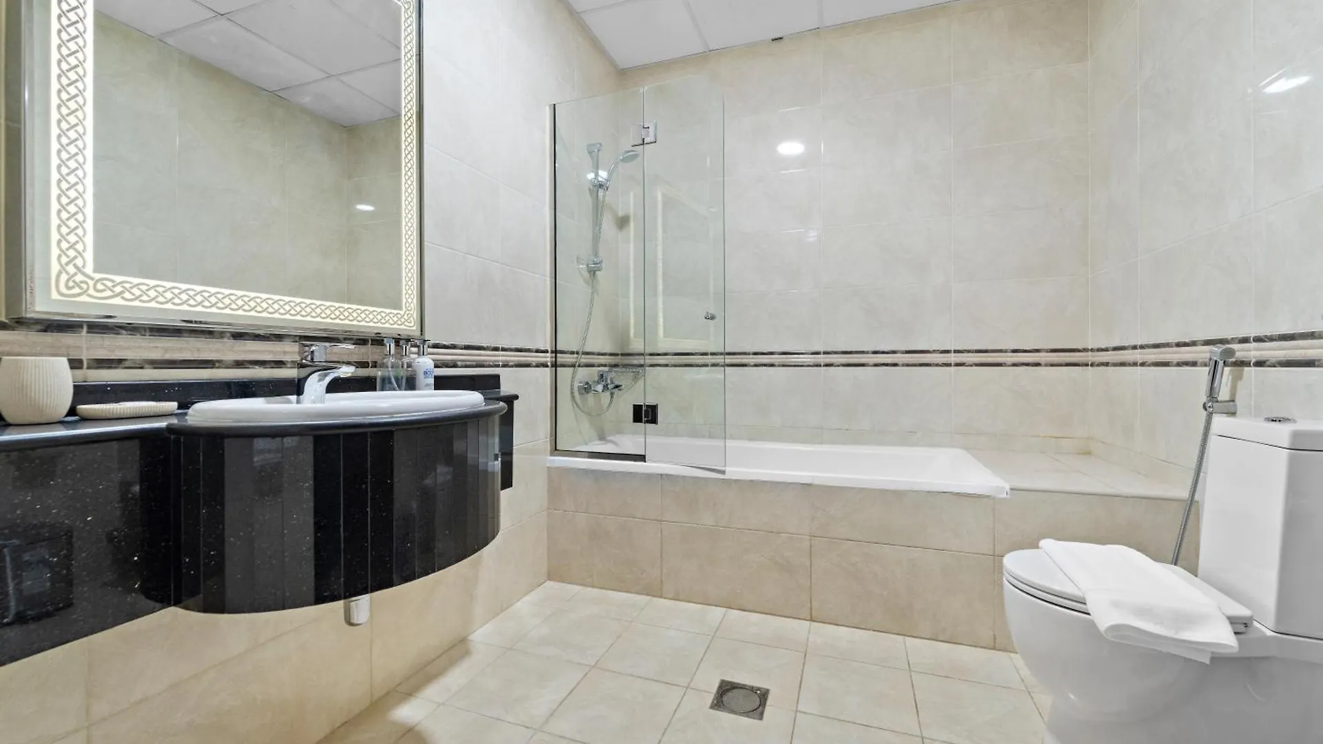 4Br Plus Maid Penthouse With Private Pool And Jacuzzi 迪拜 公寓